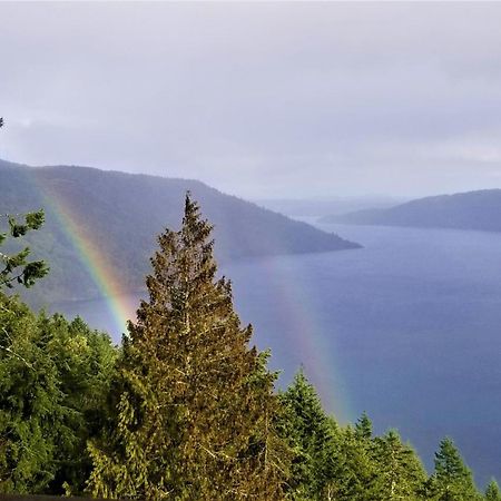 Malahat Moon Water Lodge מראה חיצוני תמונה