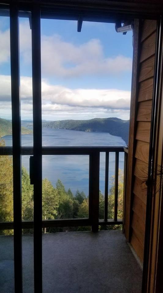 Malahat Moon Water Lodge מראה חיצוני תמונה