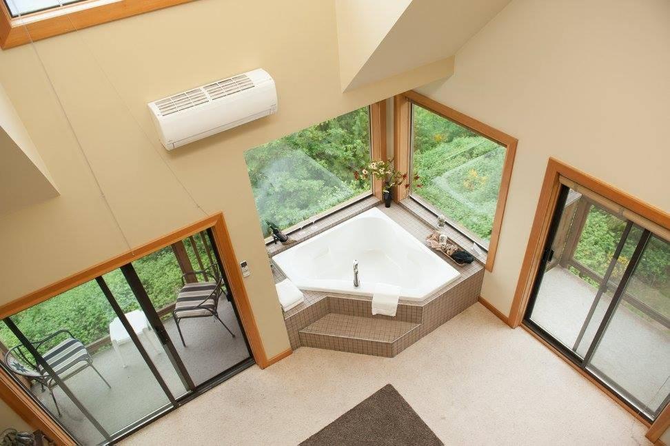Malahat Moon Water Lodge מראה חיצוני תמונה