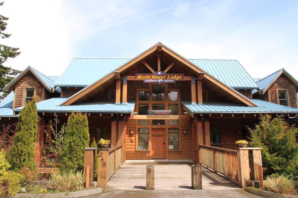 Malahat Moon Water Lodge מראה חיצוני תמונה