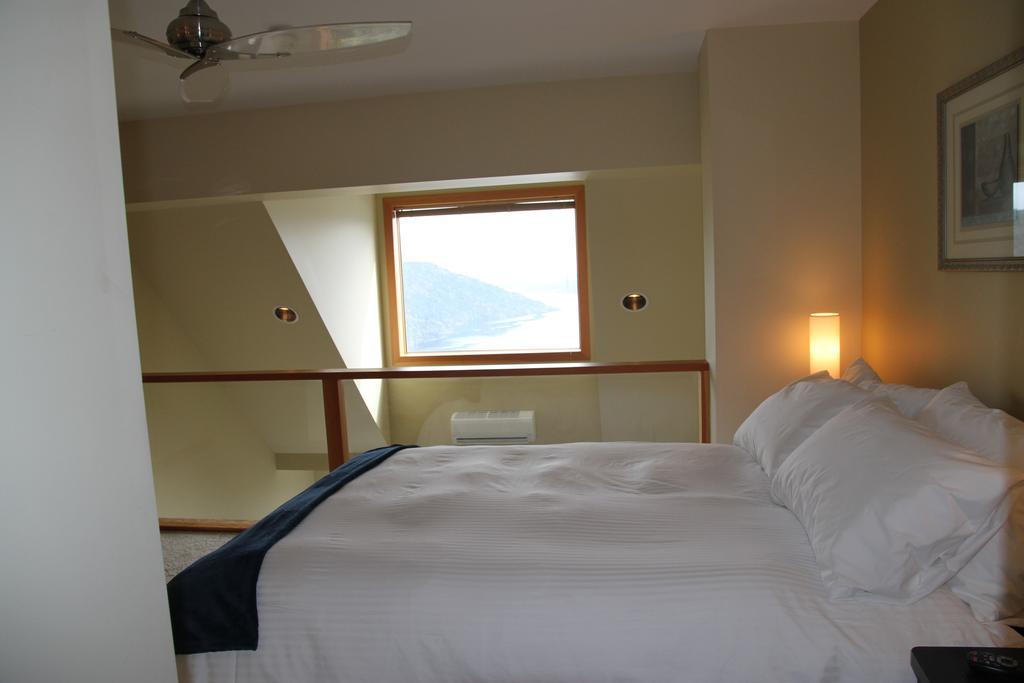 Malahat Moon Water Lodge חדר תמונה