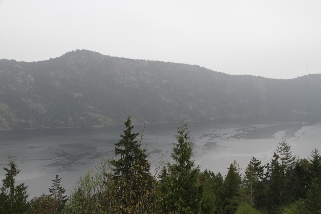 Malahat Moon Water Lodge חדר תמונה